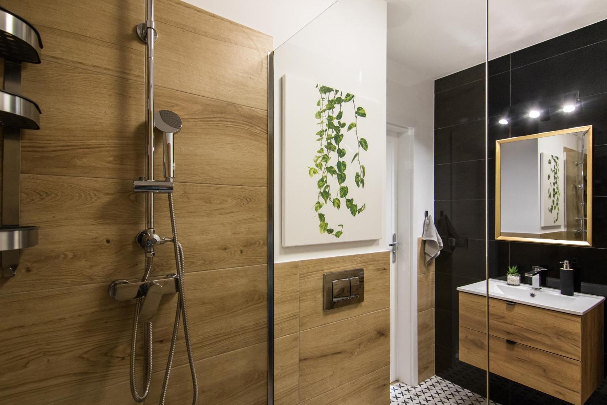 Heron - 77 Wigury Street Apartment *